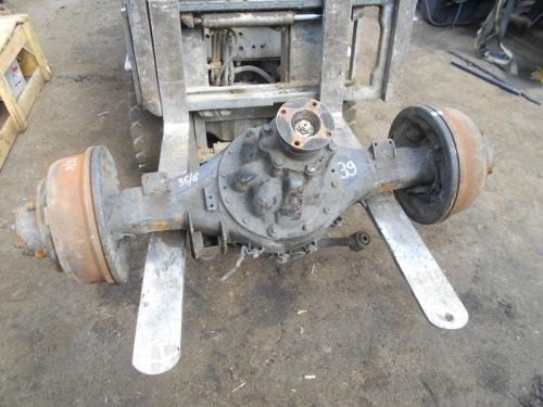 Мост задний TOYOTA DYNA XZU3, 35*6, длина 67 см, с тягой, R16 на 5 шпилек, б/у