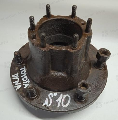 Ступица задняя TOYOTA DYNA, TOYOACE, LY50-LY212, узкая база, R12-13 на 6 шпилек, б/у