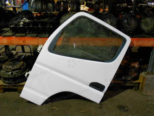 Дверь передняя, левая MMC CANTER, FE70, 24V, белая, б/у