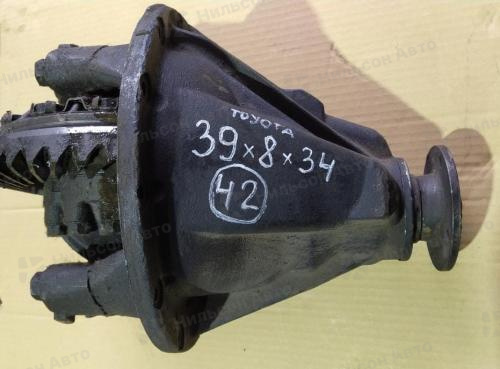 Редуктор заднего моста TOYOTA DYNA, R14-16 на 5 шпилек, пл/хв 39/8, шлицов 34, фланец 65*65, б/у