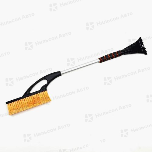 Щетка для очистки снега со скребком 800 мм, ALMEGA (с распушенной щетиной)