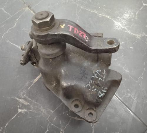 Редуктор рулевой NISSAN ATLAS TD27, узкая база, рычажная подвеска, б/у