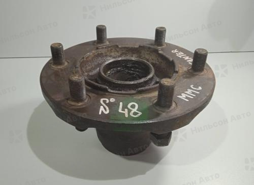 Ступица передняя MMC CANTER, FE445-FE648, R16 на 6 шпилек, барабанные тормоза, б/у