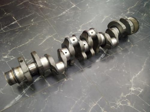 Коленвал MMC FUSO FK61, 6M61, б/у