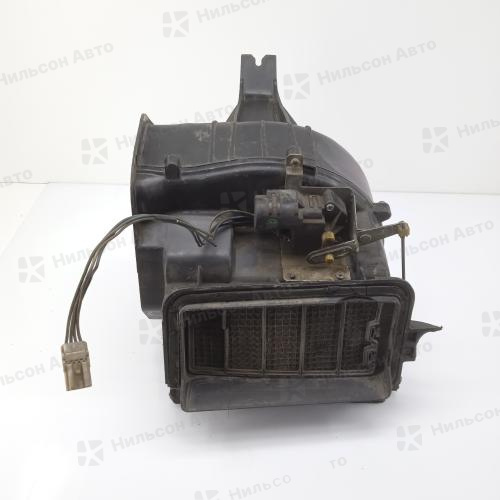 Корпус мотора печки NISSAN DIESEL PF6, CD45, б/у