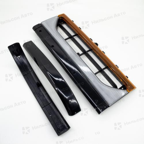 Решетка радиатора MMC CANTER 1993-2003 год, узкая база, API (ширина 69 см, высота 27см)