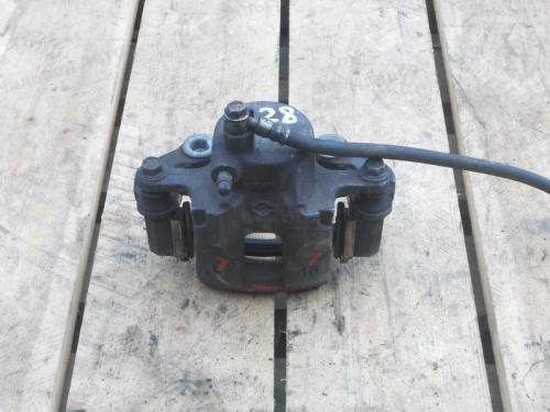 Суппорт передний, левый NISSAN ATLAS, F23, TD23, TD25, NA20, рычажная подвеска, б/у