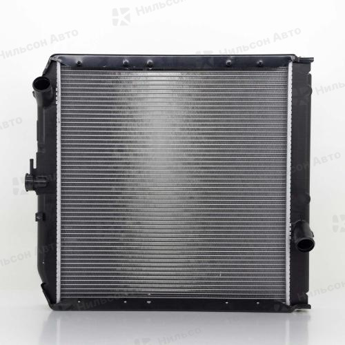 Радиатор двигателя TOYOTA DYNA 15B, BU400, пластиковый, с  заливной горловиной, в525*ш568 (без бачков), ZEVS