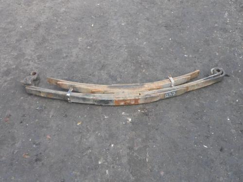 Рессора задняя MMC FUSO 5 т (длина 1270 ширина 60 листов 4 в подрессорнике 5 палец на 28 мм), б/у