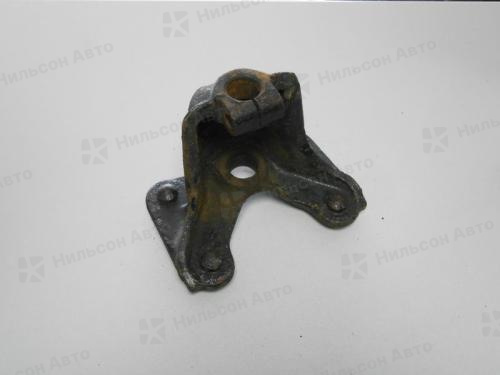 Кронштейн задней рессоры MITSUBISHI FUSO, б/у