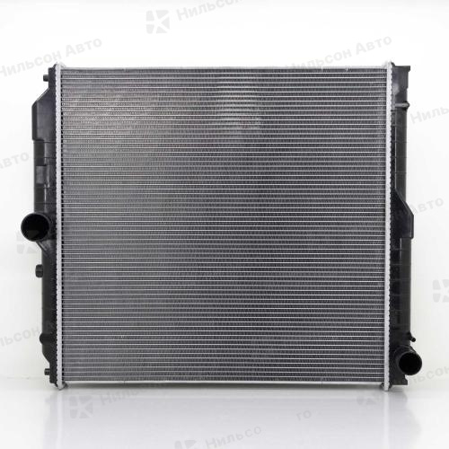 Радиатор двигателя NISSAN DIESEL PF6, PF8, пластиковый без заливной, в705*ш688 (без бачков), ZEVS