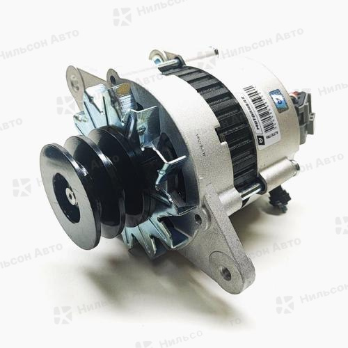 Генератор 24V NISSAN DIESEL FE6, без вакуума, 2 клиновой, фишка прямоугольная на 3 контакта выносная, 50 Amp, MOTORHERZ 