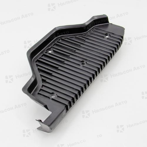 Подножка пластиковая ISUZU ELF 1992 г, правая, Nilson Auto Parts