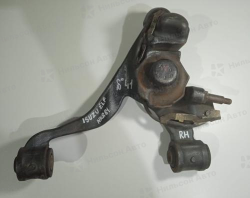 Рычаг передний нижний правый, ISUZU ELF NKR81, 4HL1, б/у