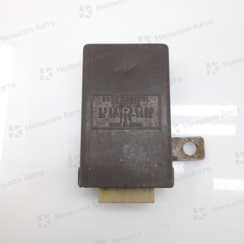 Реле управления дверьми TOYOTA HIACE 3Y, YH61, 12V, (9 контактов), б/у