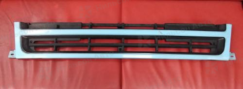 Решетка радиатора MMC FUSO FIGHTER FK61F, FK64F, FK71R, 6M60, широкая база, б/у