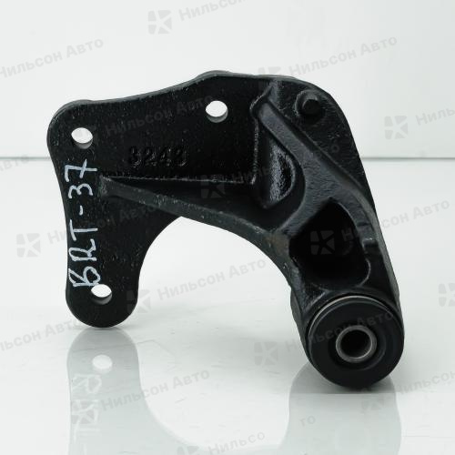 Кронштейн задней рессоры задний ISUZU ELF, вид 1, ZEVS (левый, с сайлентблоком)