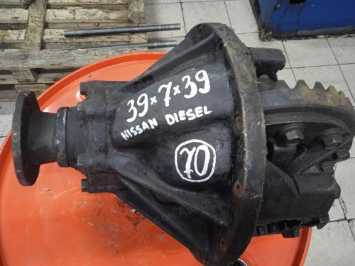 Редуктор заднего моста NISSAN DIESEL/ATLAS, 5 т, R16 на 6 шпилек, пл/хв 39/7, шлицов 39, фланец , 77*77, б/у