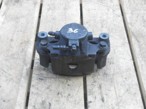 Суппорт передний, левый MMC CANTER, FB501, 4M40, рычажная подвеска, б/у