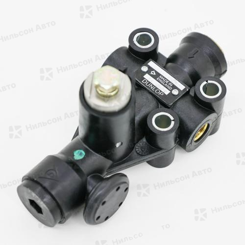 Кран уровня пола ISUZU FORWARD, оригинал (NP)