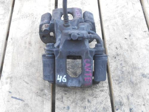 Суппорт передний, правый MMC CANTER, FE500-600, рессорная подвеска, без прокачки, б/у