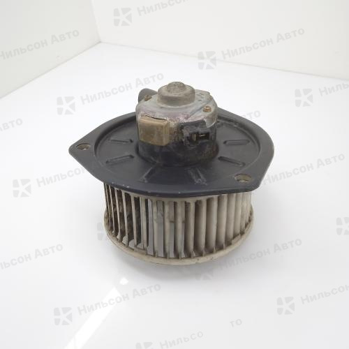 Моторчик печки MITSUBISHI CANTER 4D33, FE567, 24V, (с крыльчаткой), б/у 