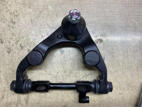 Рычаг передний верхний левый, TOYOTA DYNA, TOYOACE, XZU306-XZU347, BU306, BU346, вид 2, SAT