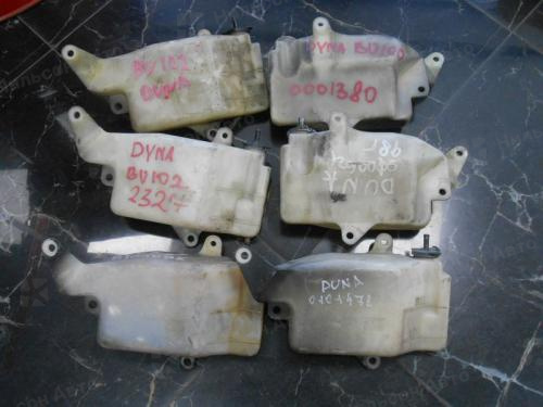Бачок расширительный TOYOTA DYNA 3L, 5L, 15B, BU100-BU200, LY100-LY200, б/у