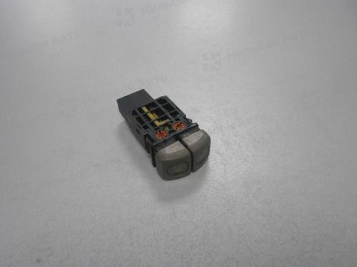 Кнопка включения туманок ISUZU ELF NPR71, 24V, б/у