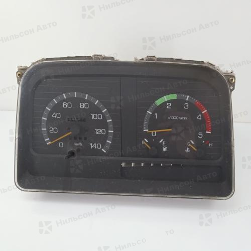 Щиток приборов MITSUBISHI CANTER 4D33, FE500-600, 24V, (сломаны крепления  корпуса + под трос спидометра), б/у