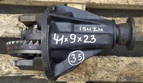 Редуктор заднего моста ISUZU ELF, R14 на 5 шпилек, пл/хв 41/9, шлицов 23, фланец 50*70, б/у