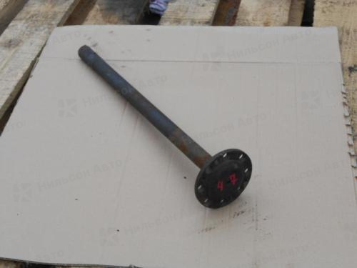 Полуось TOYOTA DYNA, узкая база, шпилек, длина 66 см, шлицов 37, диаметр 38 мм, крепится на 8 болтов, б/у