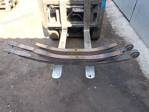 Рессора задняя HINO (длина 1430, ширина 60, листов 2, в подрессорнике 3, сайлентблок), б/у