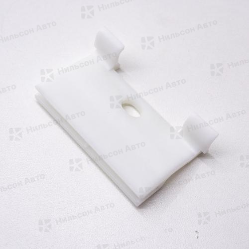 Фиксатор бокового стекла ISUZU, оригинал