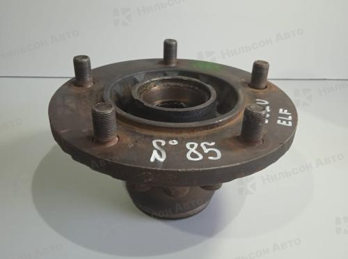 Ступица передняя ISUZU ELF, R16 на 5 шпилек, дисковые тормоза, крепится на 12 болтов, высота ступицы 135 мм, б/у