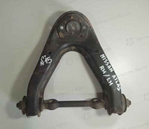 Рычаг передний верхний левый, NISSAN ATLAS F23, (прав/лев одинаковые), б/у