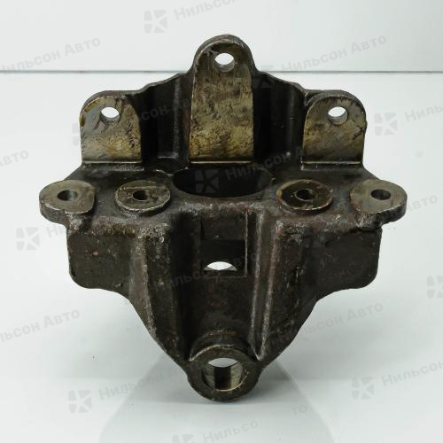 Кронштейн передней рессоры передний MMC FUSO, GSPARTS