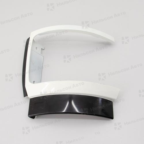 Облицовка на фару MITSUBISHI FUSO 1997-2005 г, 10 тонн, правая, Nilson Auto Parts