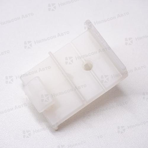 Фиксатор бокового стекла ISUZU, оригинал