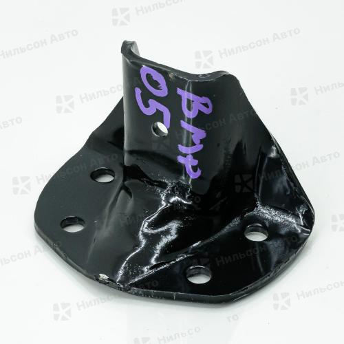 Кронштейн отбойника задней рессоры передний ISUZU ELF, GSPARTS
