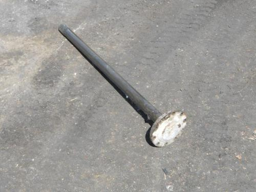 Полуось HINO RANGER, 8 тонник, 8 шпилек, длина 104 см, шлицов 29, диаметр 56 мм, крепится на 10 болтов, б/у