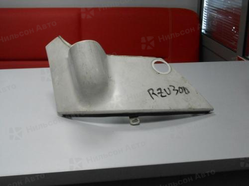 Накладка на стойку зеркала TOYOTA DYNA, XZU, правая, б/у