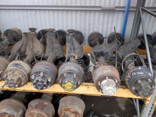 Мост задний NISSAN ATLAS, двухскатный, R12 на 6 шпилек, с лючком, б/у