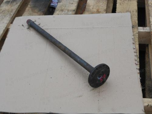 Полуось MAZDA TITAN, широкая база, шпилек, длина 74 см, шлицов 36, диаметр 37 мм, крепится на 8 болтов, б/у