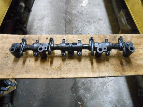 Ось коромысел MMC CANTER 4DR5, 4DR7, 4D32, б/у