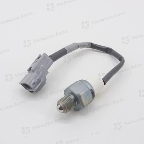 Датчик заднего хода ISUZU ELF 4JB1, 4JJ1, 4HK1, вид 1, оригинал