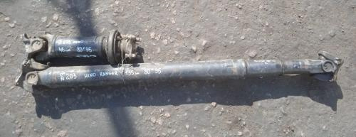 Кардан HINO RANGER, длина 181, фланец 80*95, с подвесным, из 2 частей 135 и 46 см, б/у