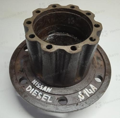 Ступица задняя NISSAN DIESEL, 5 тонник, R16-17,5 на 6 шпилек, высота под полуось 123 мм, ABS, б/у